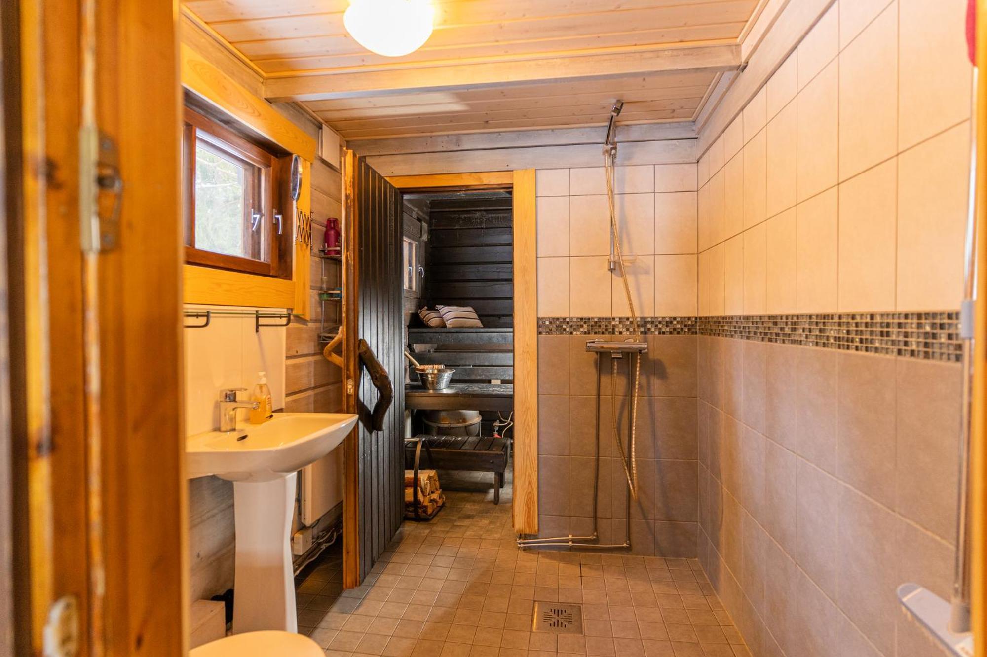 Villa Skitunaes Pyhtaa 外观 照片